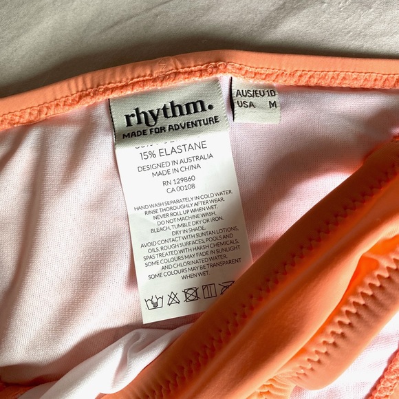 Brand new coral pink bikini - Picture 7 of 9